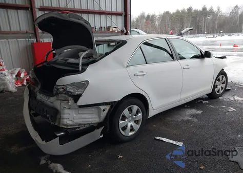 2007 Toyota Camry Le V6 z USA, uszkodzony, nr VIN 4T1BK46K67U537392